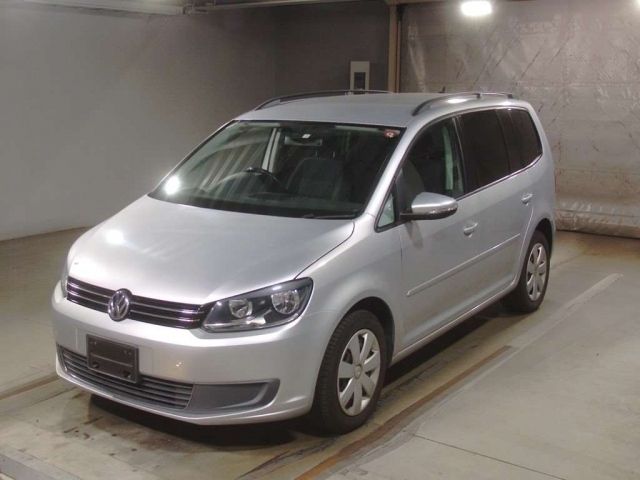 5053 Volkswagen Golf touran 1TCAV 2012 г. (TAA Kinki)